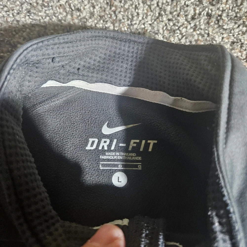 Nike Dri-FIT Mens Quarter Zip Pullover Gray Training Top 413064-060 Size L